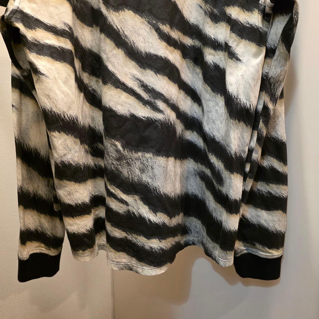 STONE  ゼブラ柄 長袖カットソー