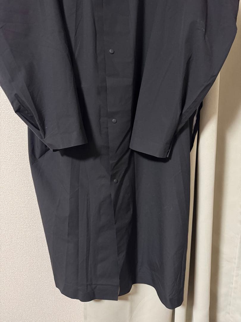 紙タグ付き美品！ COMOLI（コモリ） レインコート 22ss サイズFree