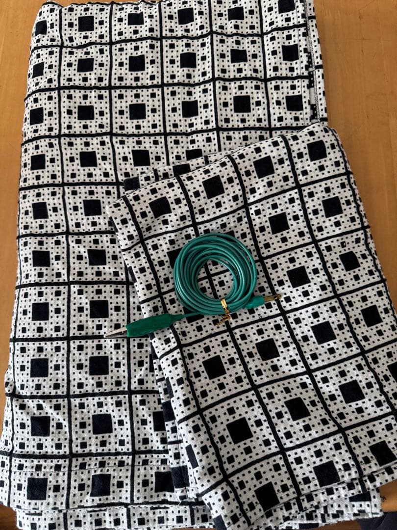 アーシング　フォトニックブランケットとシーツセット