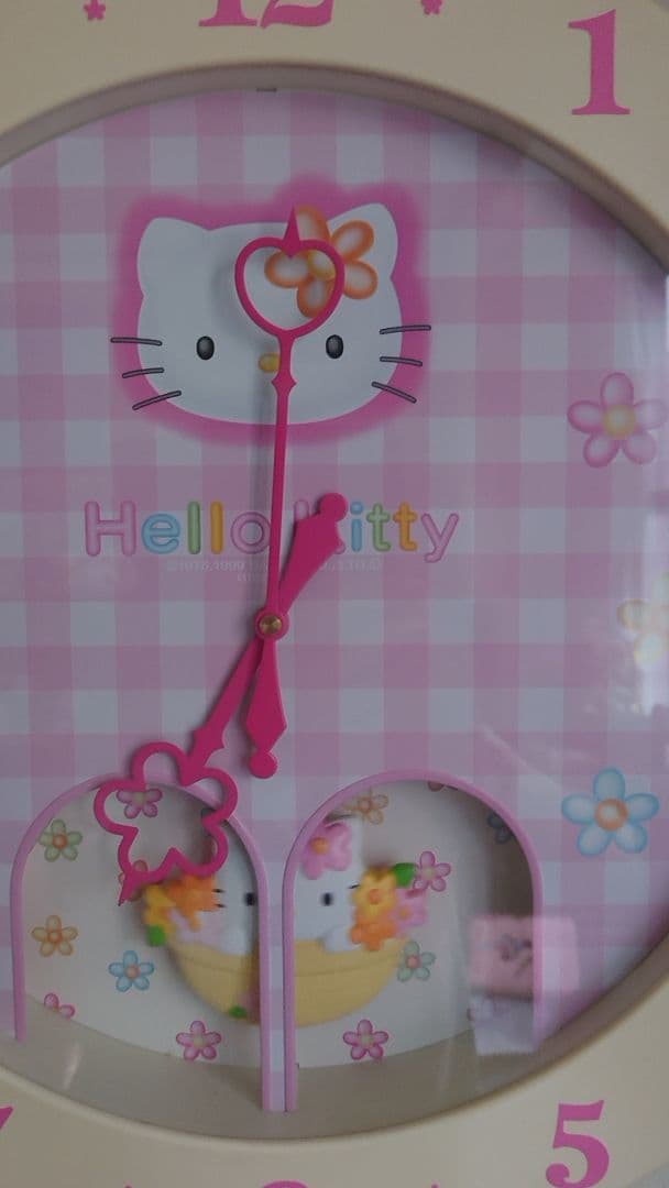 Hello Kitty 掛時計 ピンク チェック柄　カオハナ　振り子時計　稼働品