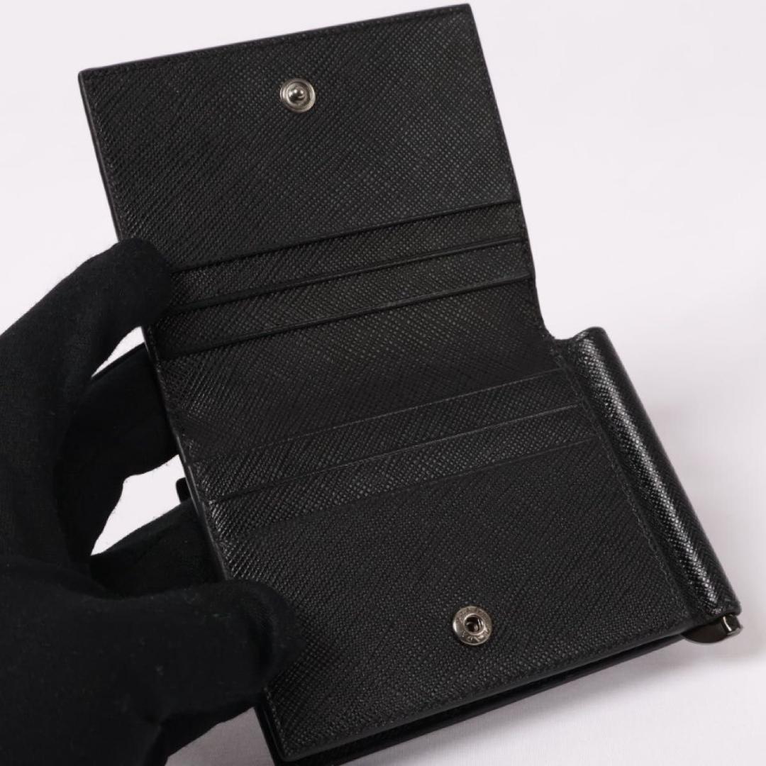 【未使用級】PRADA マネークリップ　カードケース　メタルロゴ　サフィアーノ
