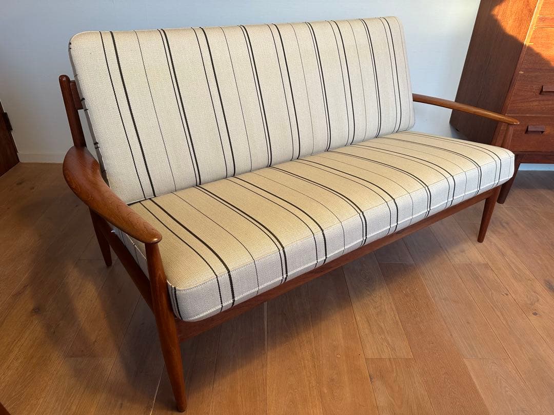 グレーテ　ヤルク　ソファ　北欧ビンテージ　デンマーク製　ウェグナー　フィンユール