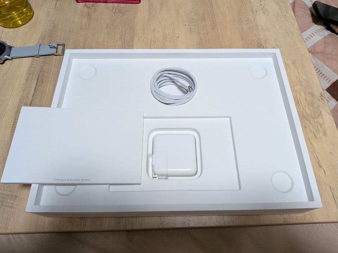 MacbookAir M4 2025 13インチ 16GB 256GB