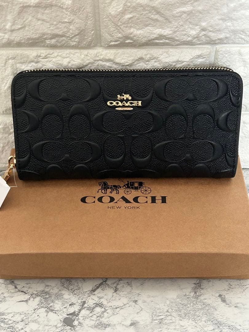 COACH ブラック長財布