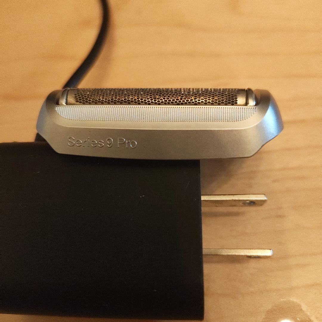 ブラウン シリーズ9 C-01　電動シェーバー