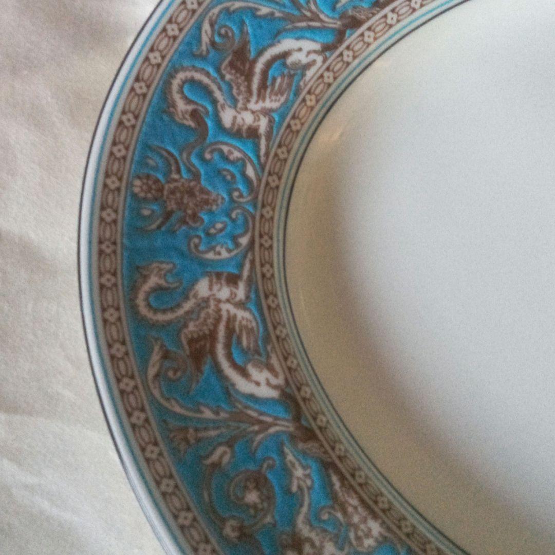 ウェッジウッド・フロレンティーンターコイズ・オーバルプレート大&27㎝壺マーク