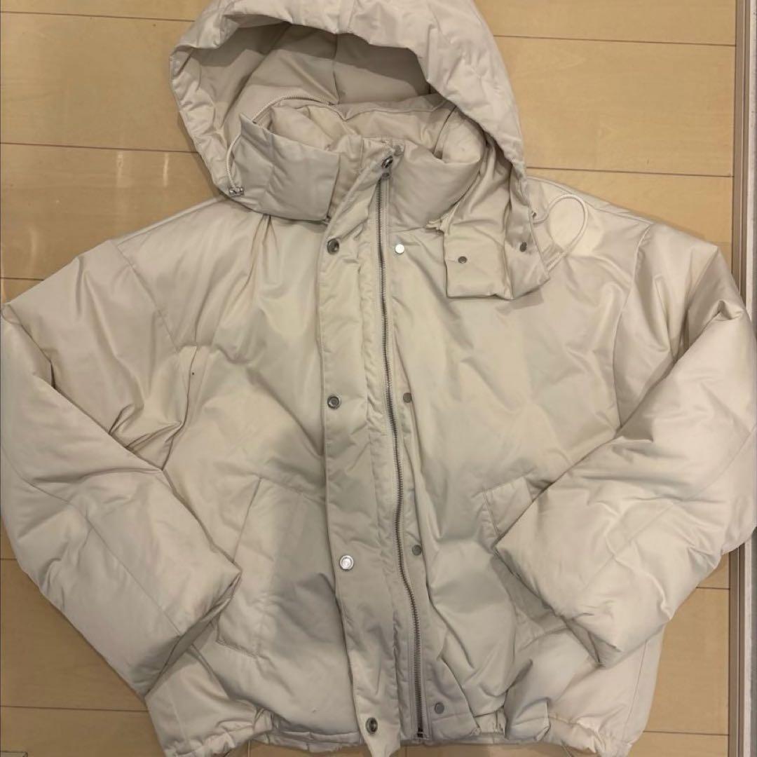 フード付き　ダウンジャケット　アダムエロペ　アウター