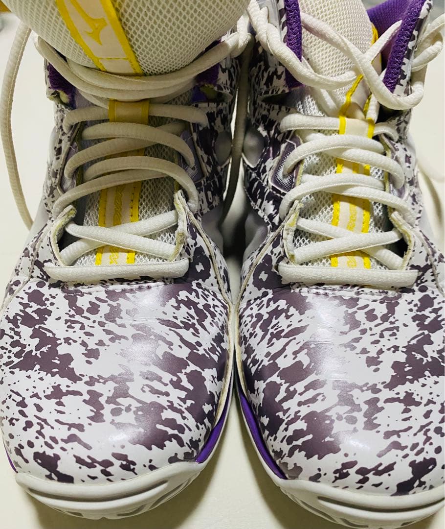 美品！限定カラーミズノ ウエーブダイバースLG4 Ltd 22.5センチ