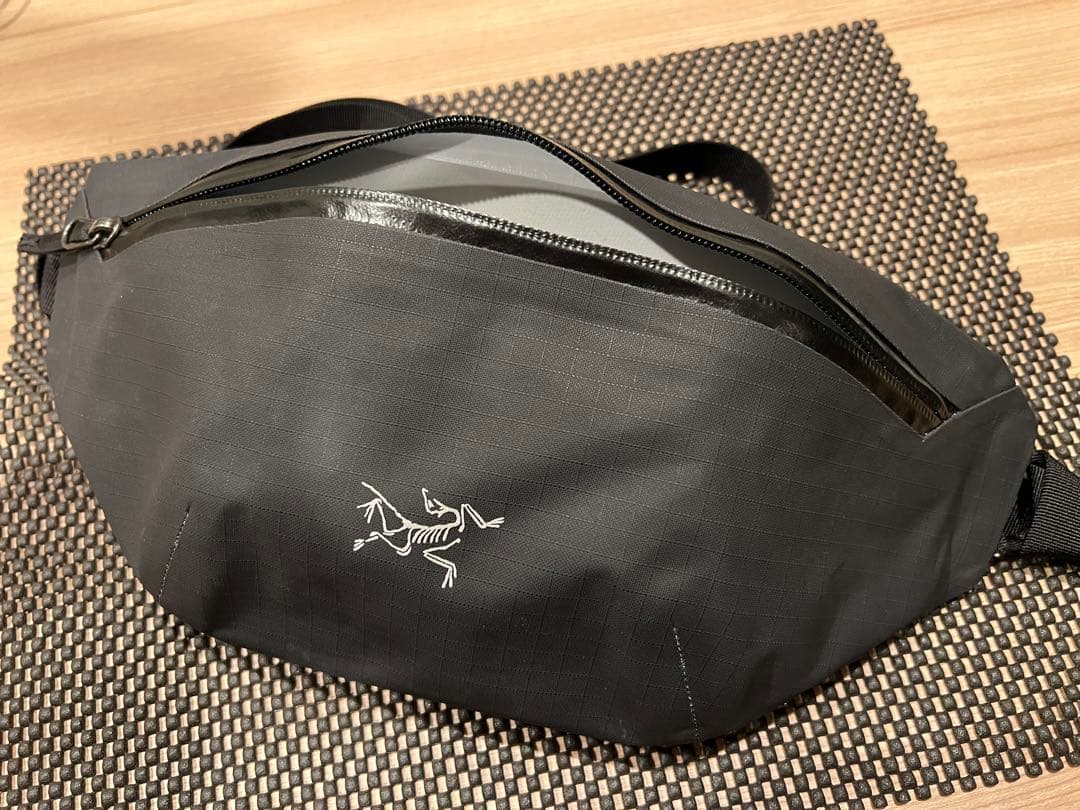 Arc'teryx グランヴィル クロスボディ バッグ