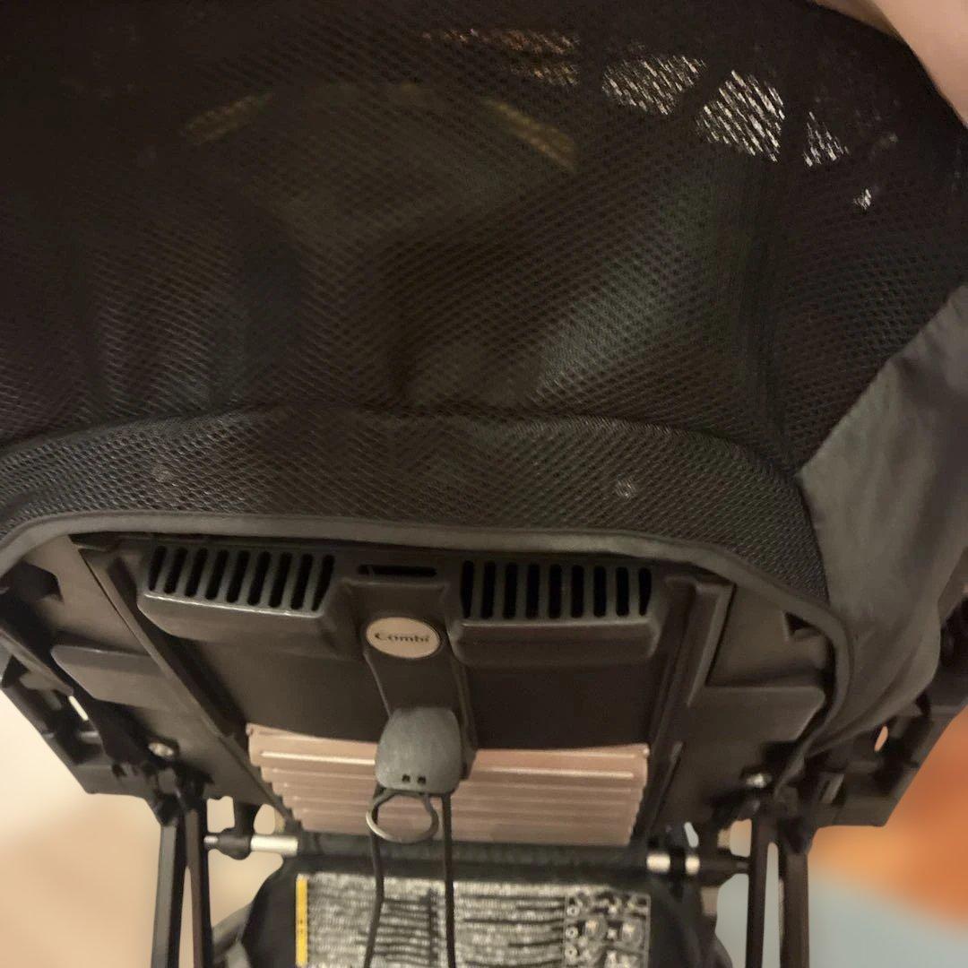 COMBI ネムリエ オート４キャス UE-630 ブランベージュ　美品