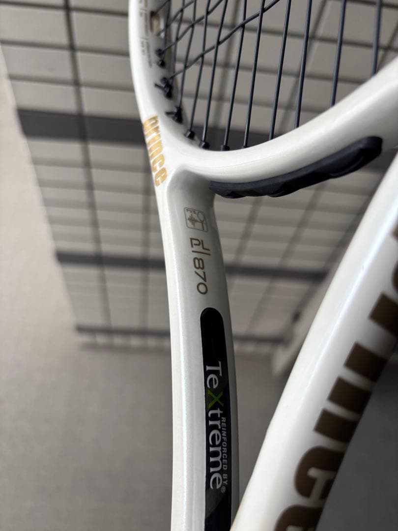 美品　Princeテニスラケット Tour O3 100インチ305g G2