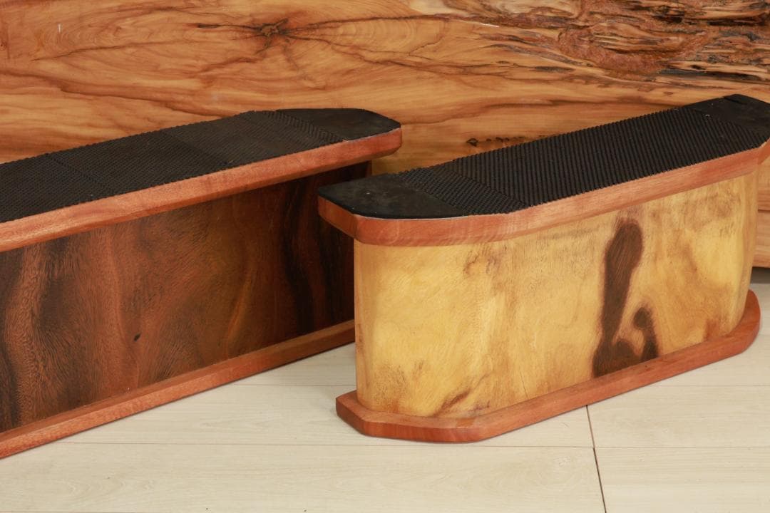 かさしん専用　店頭展示品　１枚板　無機材　ローテーブル　天厚7.2㎝ BJ140