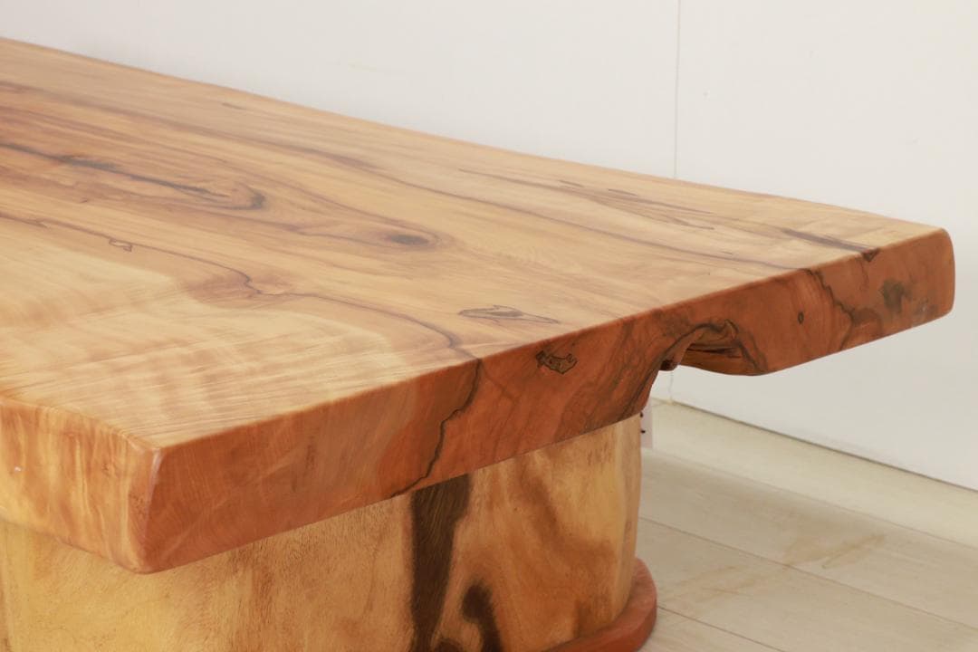 かさしん専用　店頭展示品　１枚板　無機材　ローテーブル　天厚7.2㎝ BJ140