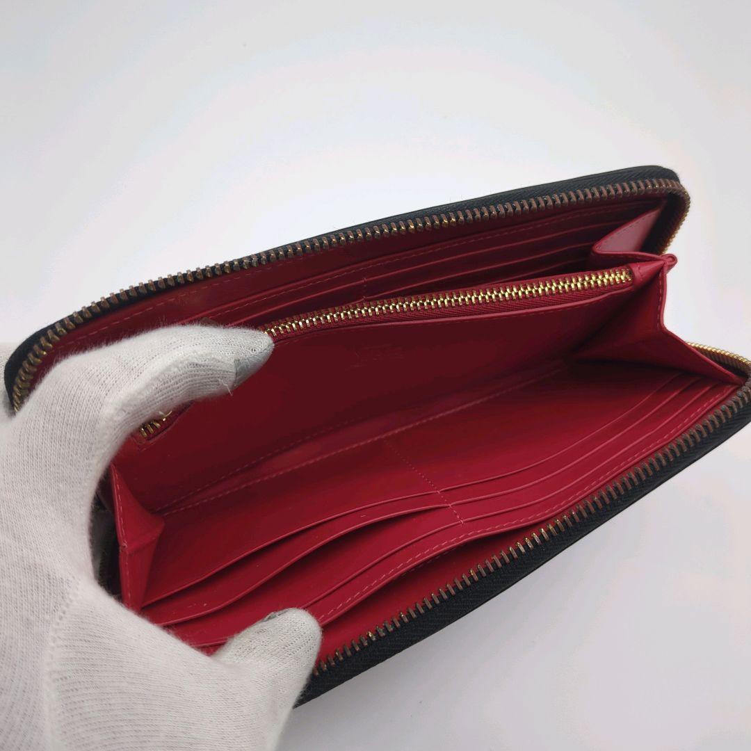 【良品】クリスチャンルブタン☆長財布 ラウンドファスナー パネトーネ スタッズ