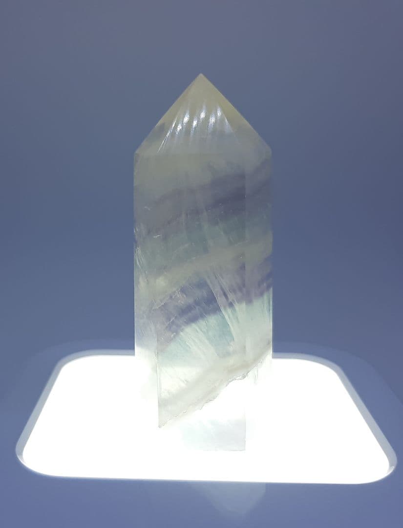 パステル　フローライト　ポイント　六角柱　虹　蛍石　ゆめかわ　合言葉割引