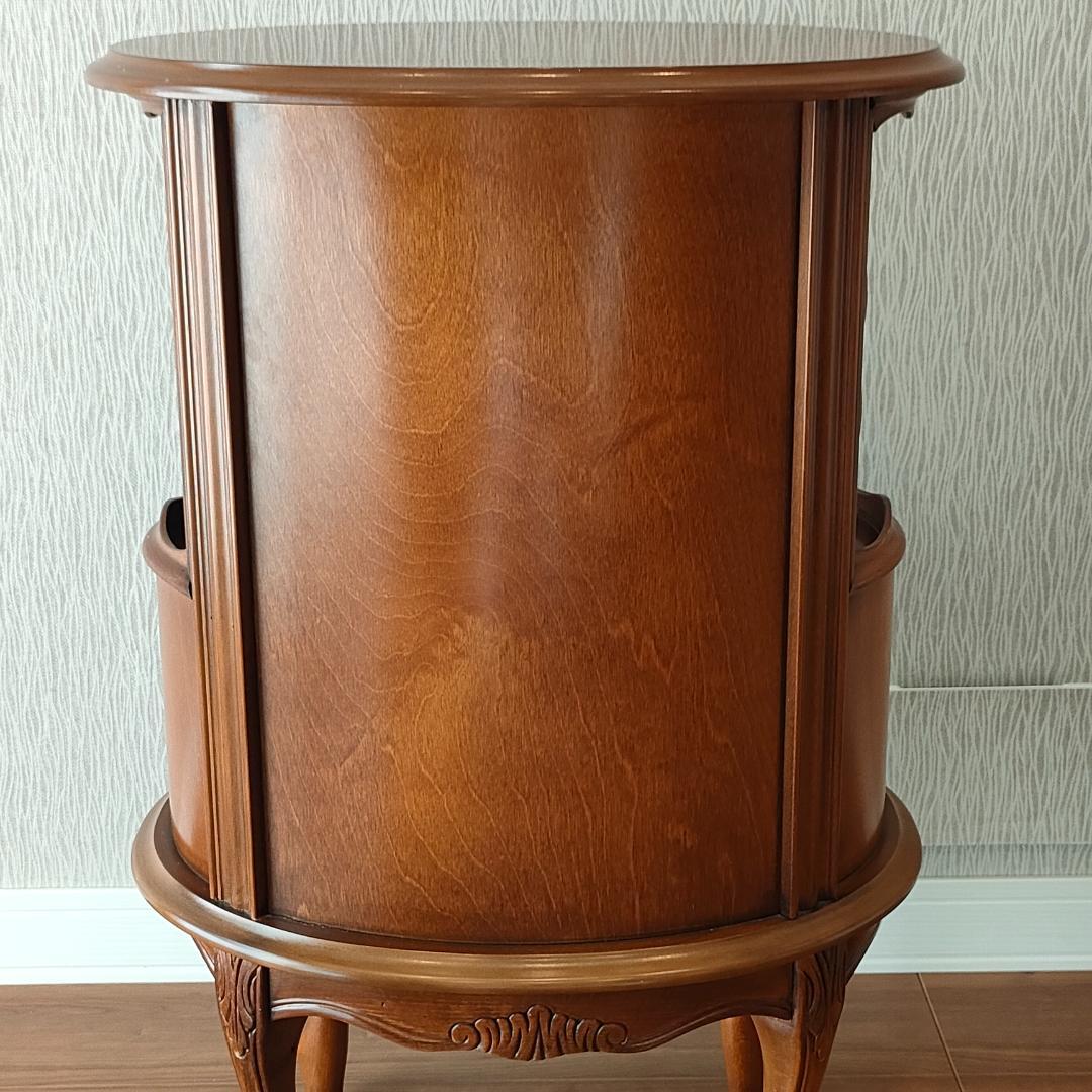 アンティーク　ラウンドキャビネット　猫脚　サイドテーブル