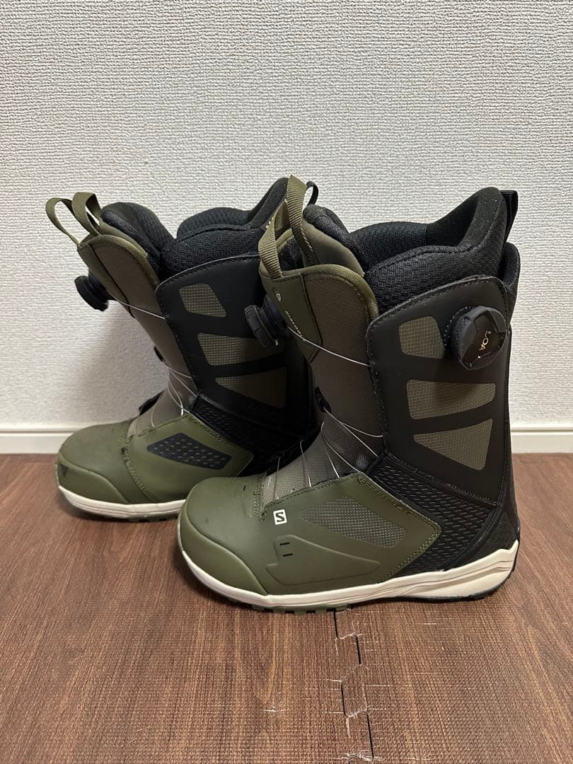 スノーボードブーツ　Salomon DIALOGUE
