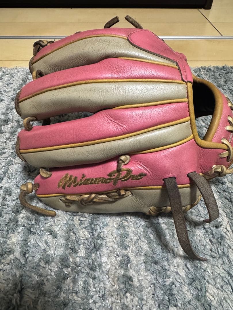 Mizuno Pro 軟式グローブ ピンク/シルバー
