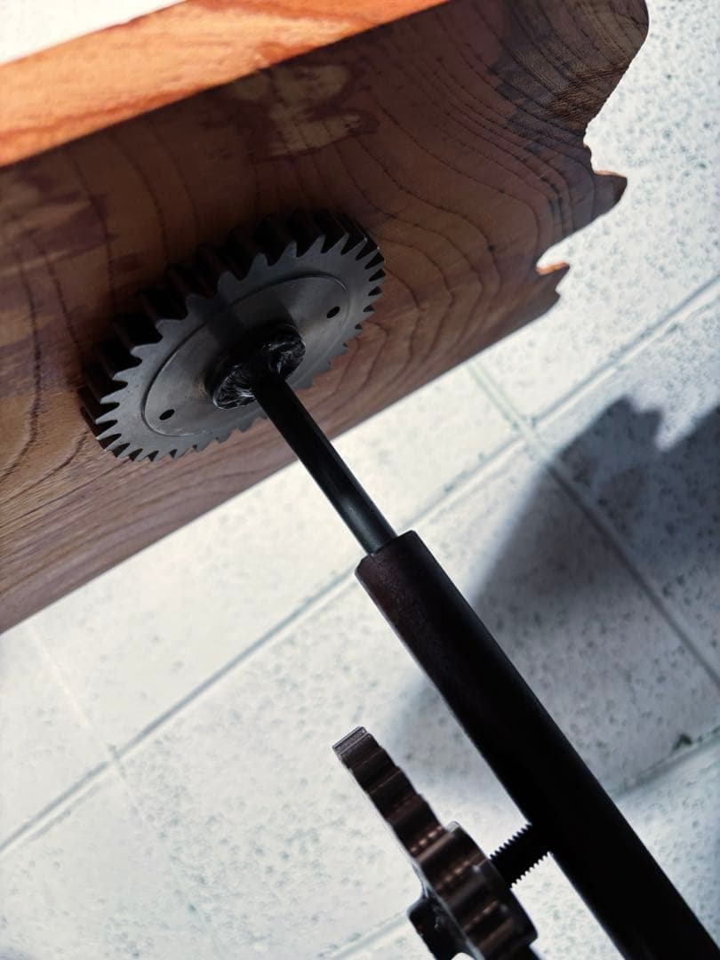 欅サイドテーブル　高さ調整可能　インダストリアル家具　コーヒーテーブル