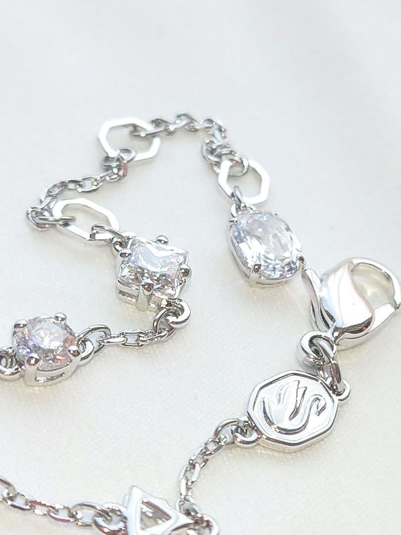 SWAROVSKI　Mesmera ブレスレット