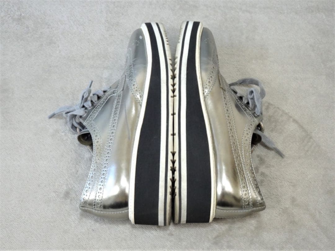 プラダ⭐︎シルバー 厚底 ウィングチップ　レースアップ レザーシューズ 361/2