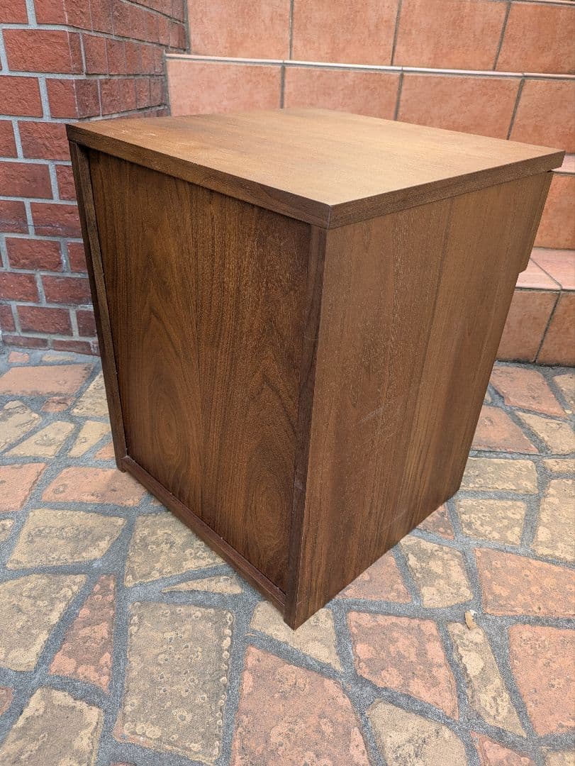 ACTUS アクタス ナイトテーブル ベッドサイドテーブル　ウォールナット