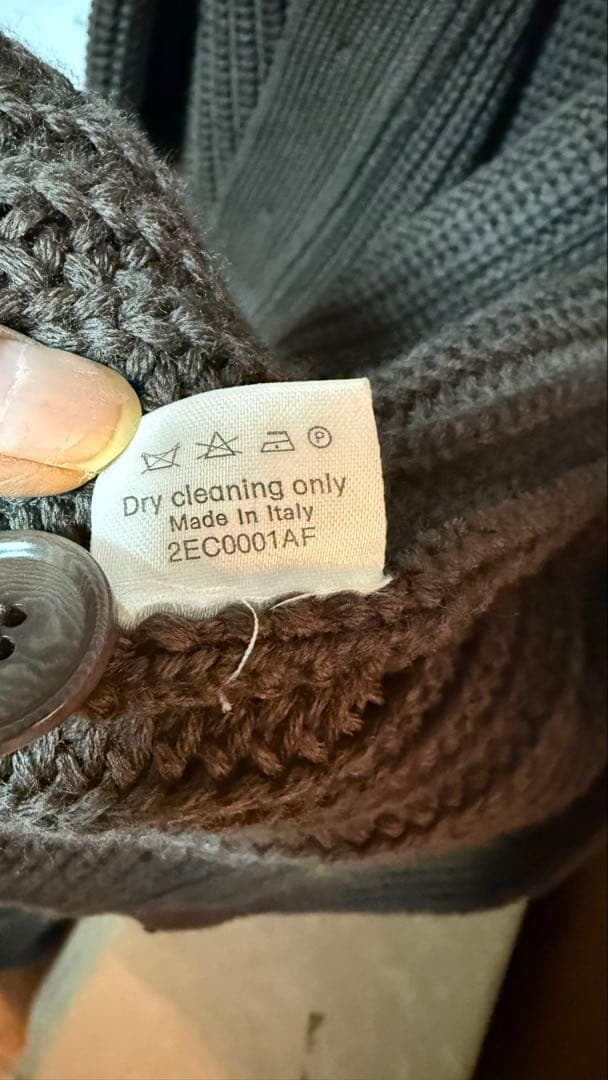 ジョルジォアルマーニブラウンニットカーディガン