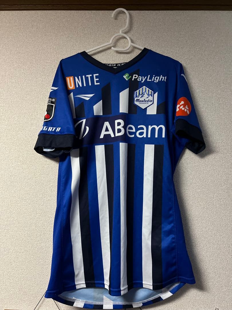 モンテディオ山形　2023年シーズン　小野雅史　直筆サイン入り　XO