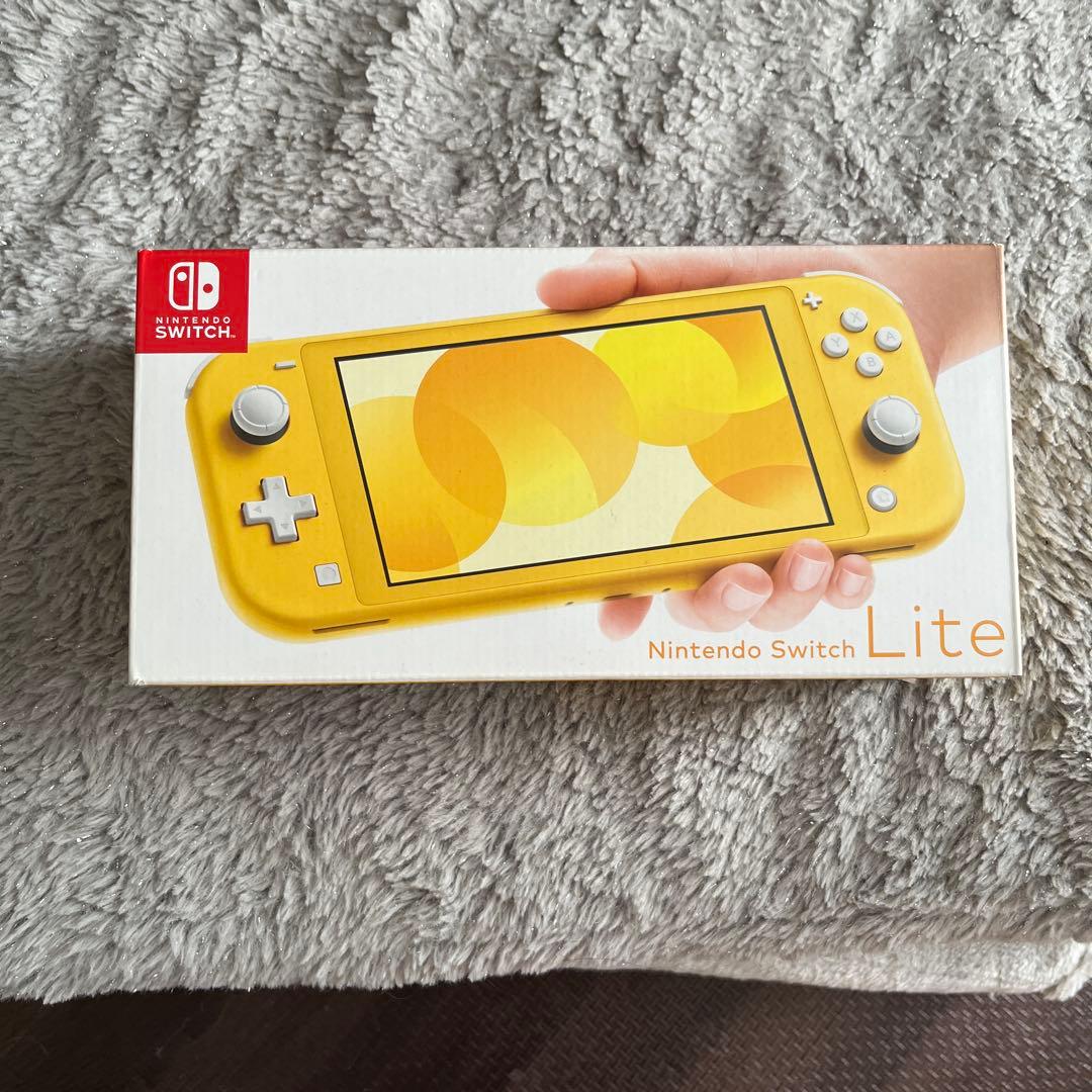 Nintendo Switch Lite イエロー　充電器なし　箱付き