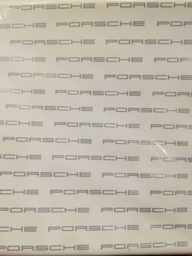 ✨PORSCHE ポルシェ 重厚感あるステンレス台のメモ帳