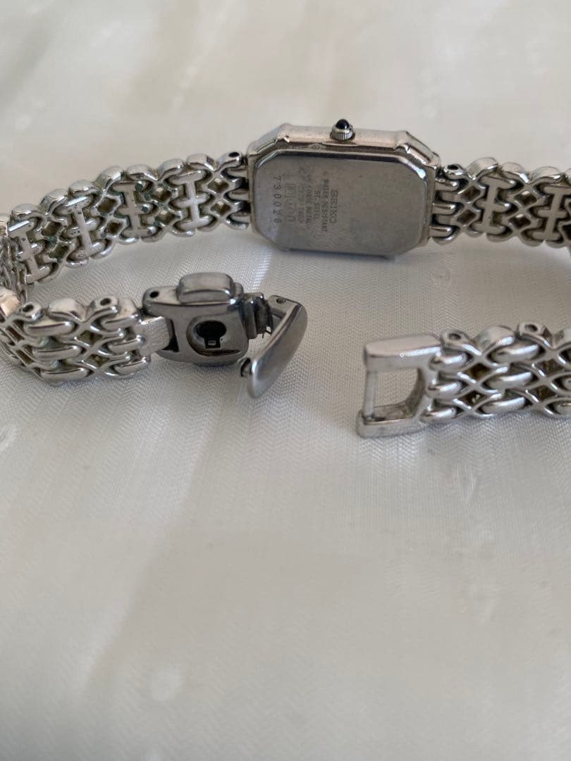 SEIKO セイコー 2E20-7460 エクセリーヌ クオーツ 12pダイヤ