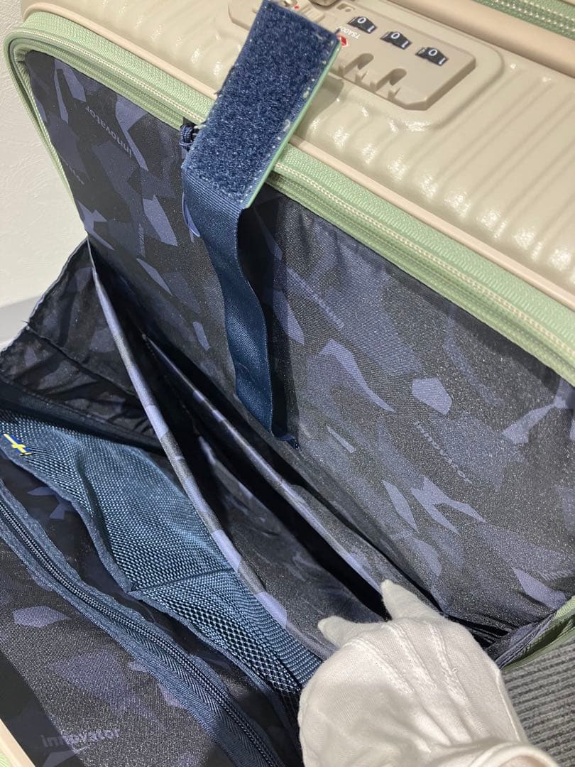 めぐめぐ　イノベーター　55L サンドベージュ　スーツケース