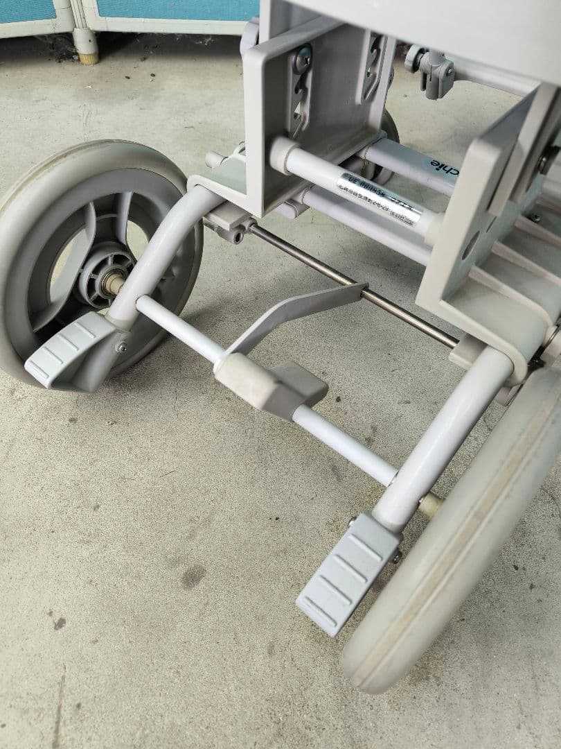 美品　ウチエ シャワーラク U型シート SWR-102　シャワーキャリー