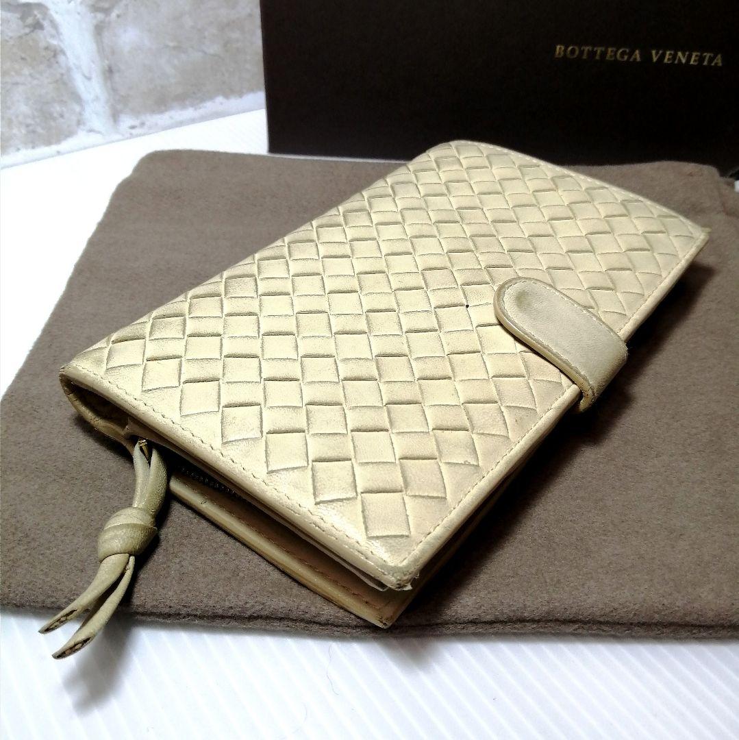 ◆ボッテガヴェネタ◆2つ折り 財布 イントレチャート 高級本革 エレガント