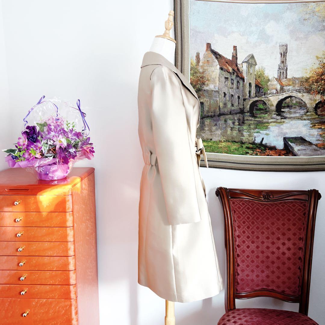 美品　GIORGIOARMANIアルマーニ　シルク　トレンチコート 上品な光沢感