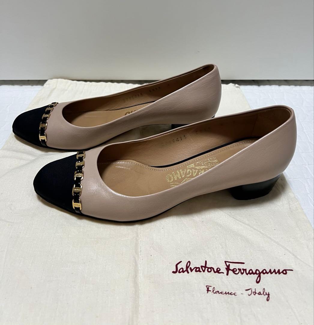 本日お値下げ【美品】Salvatore Ferragamo パンプス　サイズ6