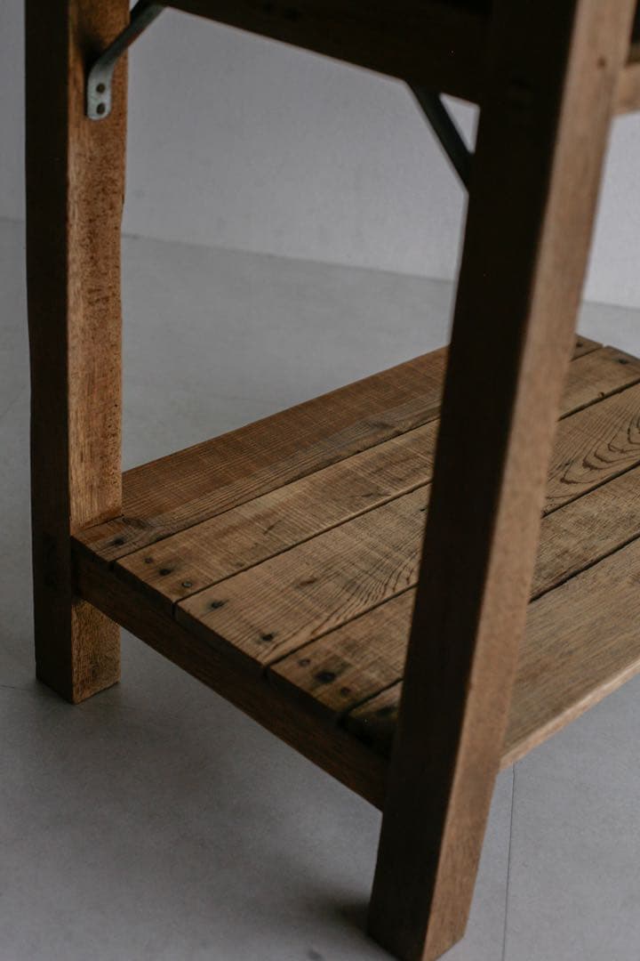 ラワン 杉 無垢材 サイドテーブル　勉強机　アンティークテーブル　古家具