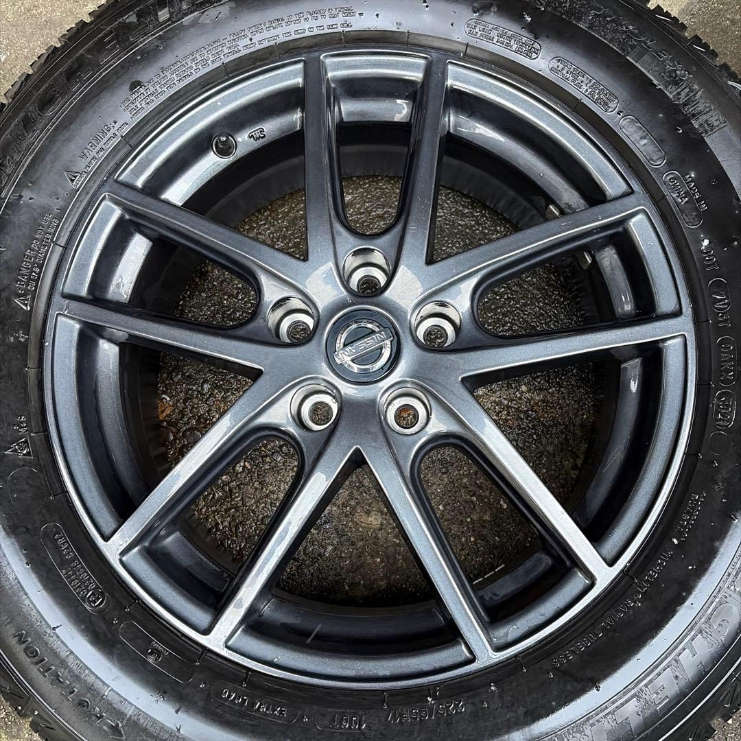 日産純正17インチ スタッドレスタイヤセット