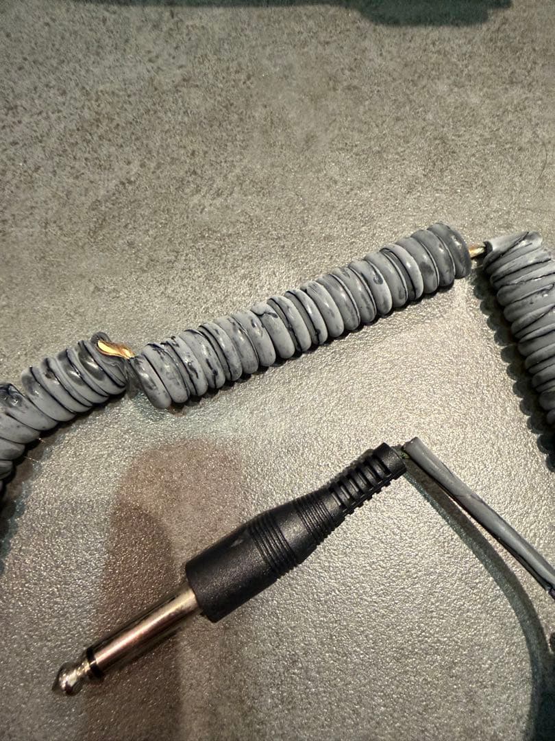 サンワサプライ　ワイヤレスマイク機能付き拡声器スピーカー MM-SPAMP3