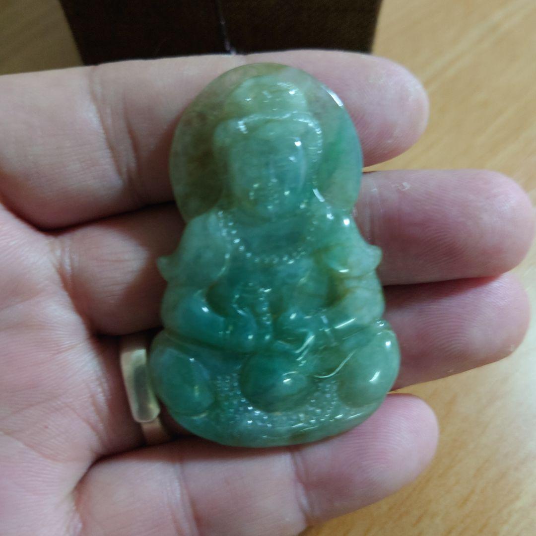翡翠 仏像 ペンダント 箱付き