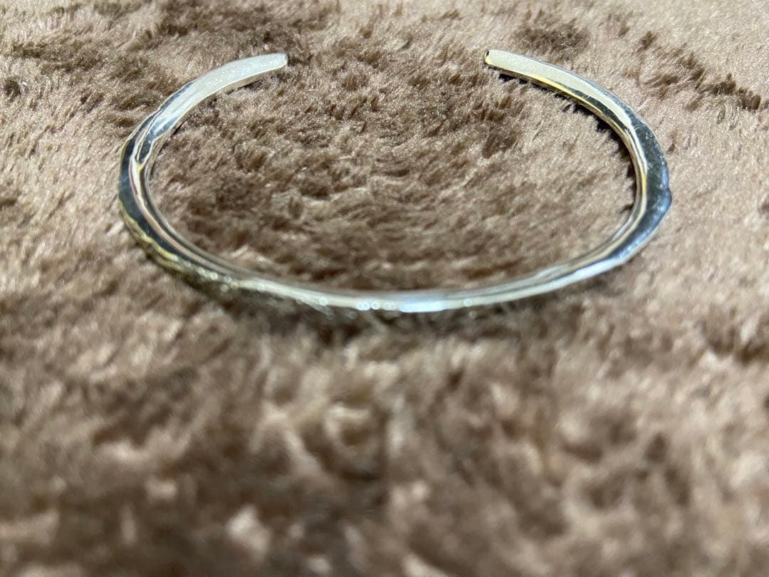 HARIM アラベスク模様デザインバングル