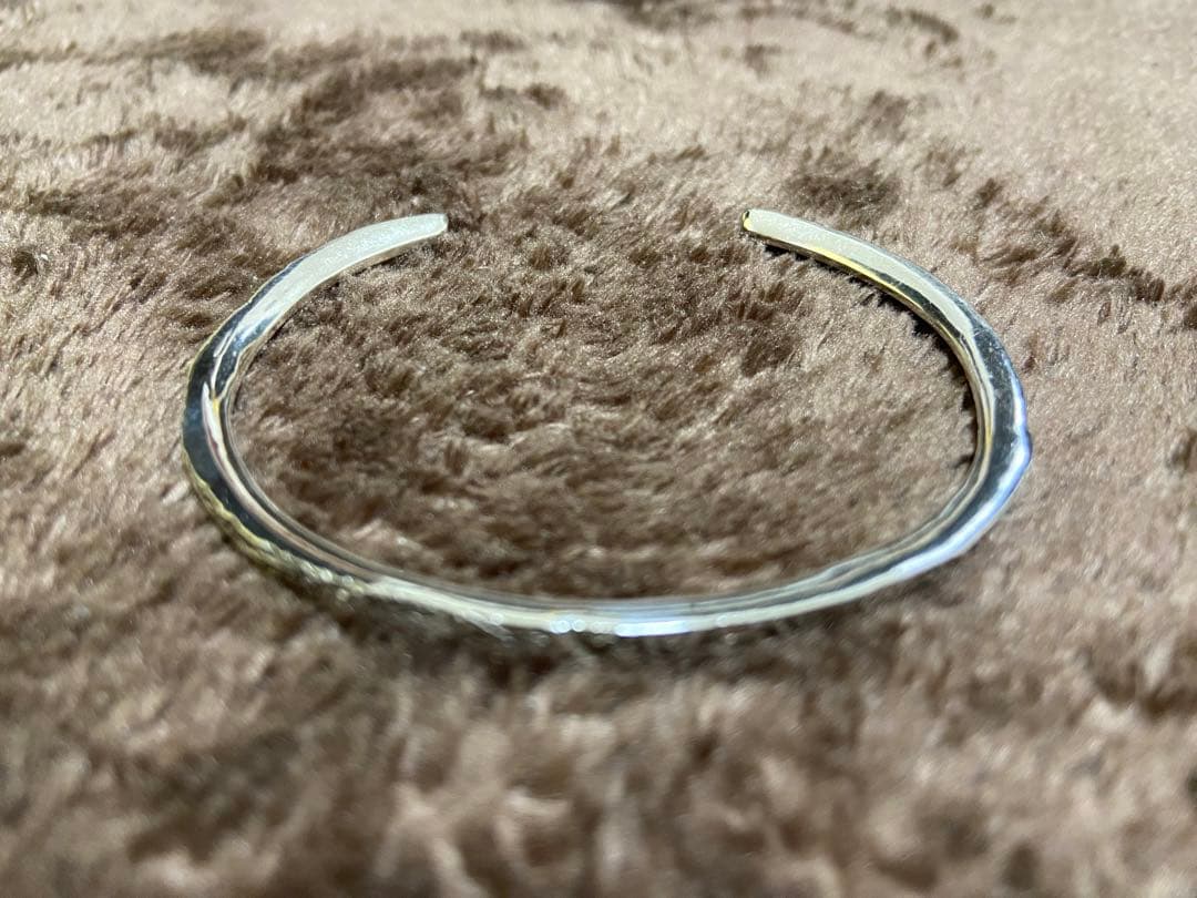 HARIM アラベスク模様デザインバングル