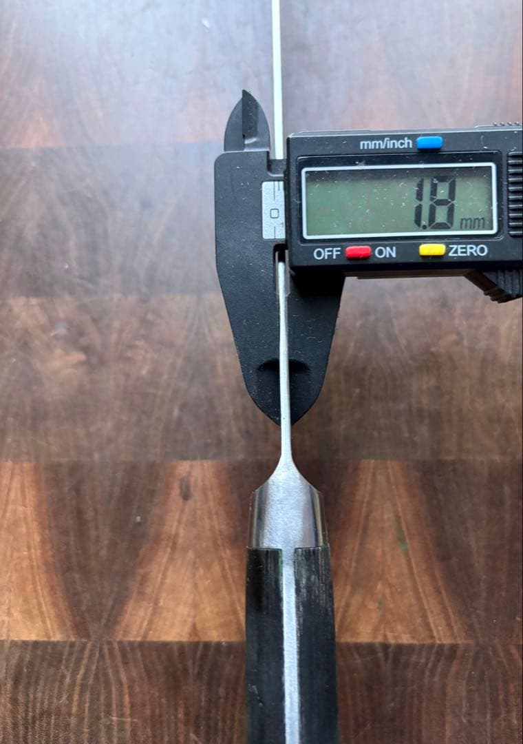 Misono ミソノ　サーモン　牛刀　240mm 包丁　8寸　ステンレス　研ぎ済