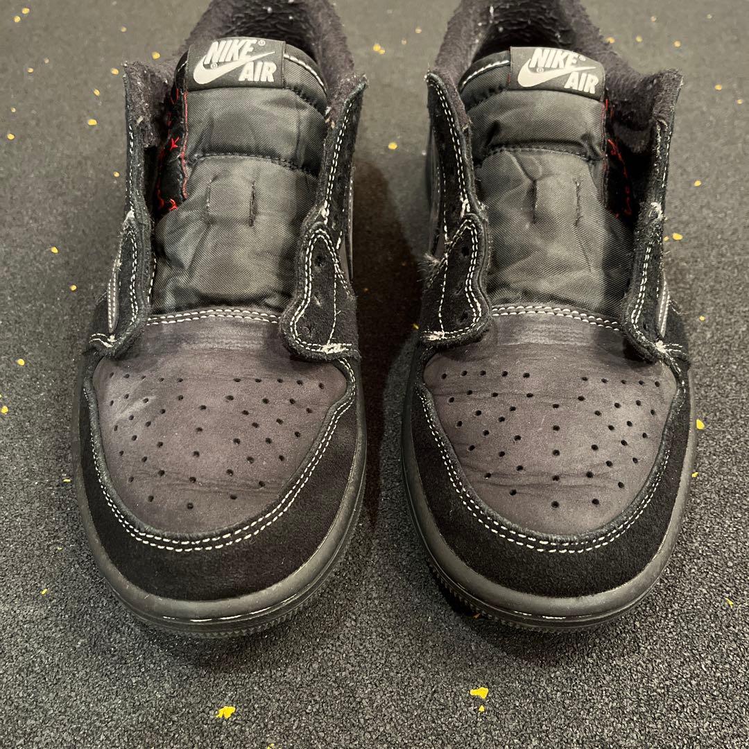 トラヴィススコット　ブラックファントム