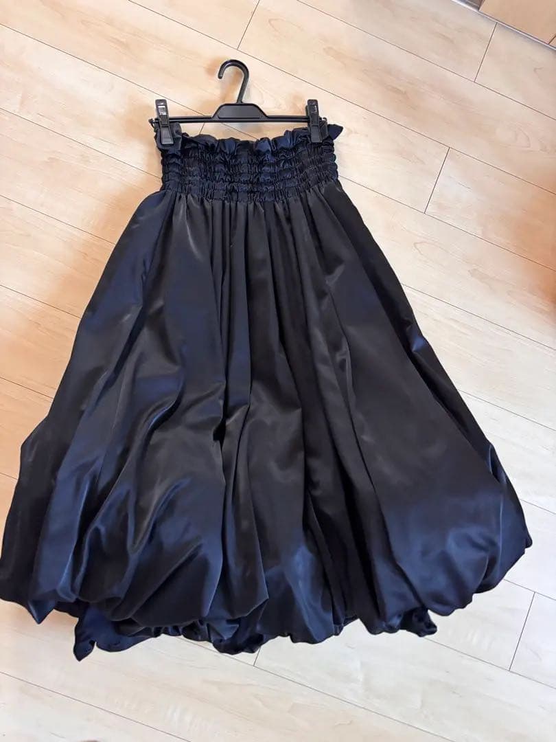 お値下げ中 noir kei ninomiya バルーンスカート sサイズ