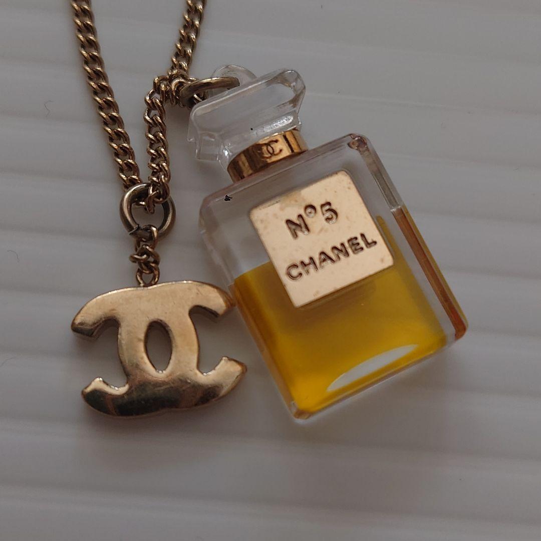 CHANEL 香水ボトル ブレスレット NO5. 香水瓶 CC