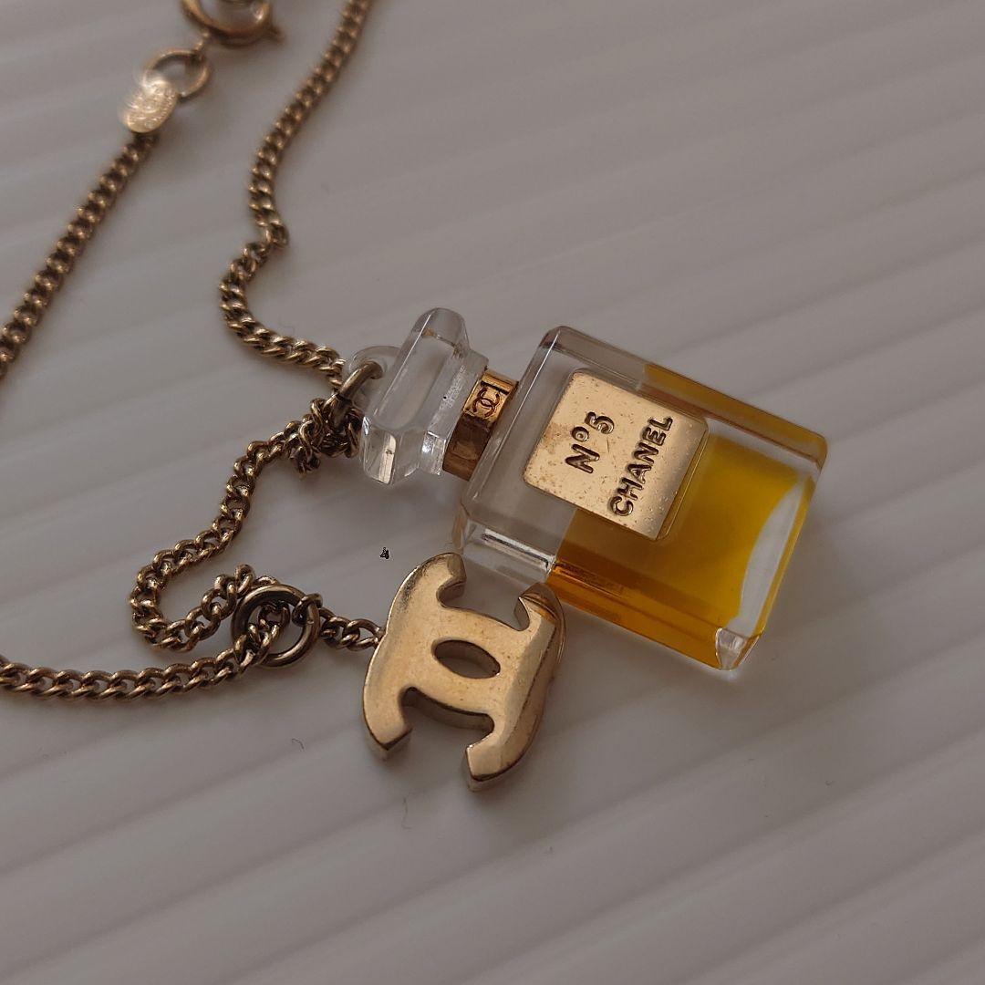 CHANEL 香水ボトル ブレスレット NO5. 香水瓶 CC