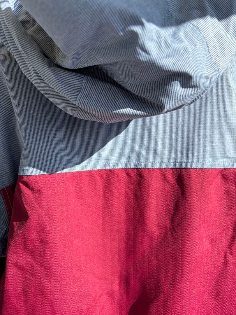 スノーボードウエア　686 シックスエイトシックス　着脱フリース付き　ジャンパー