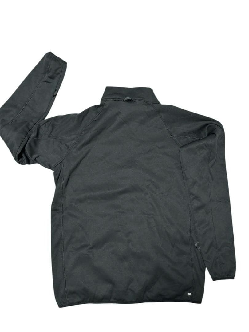 スノーボードウエア　686 シックスエイトシックス　着脱フリース付き　ジャンパー