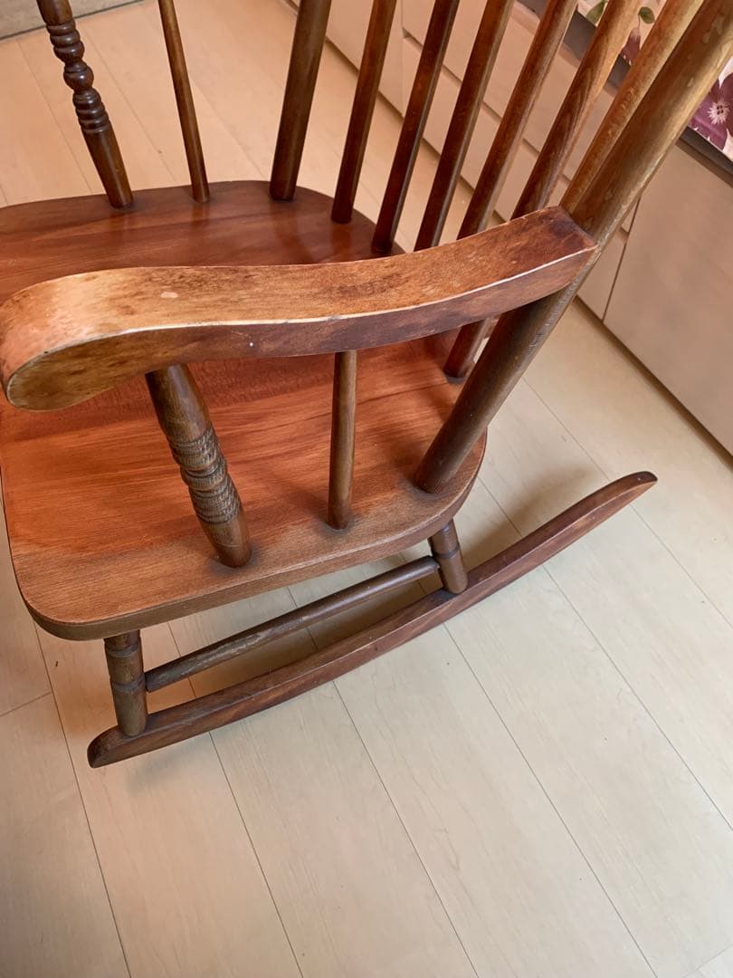 【引取り限定】キツツキマークの飛騨産業　ロッキングチェア